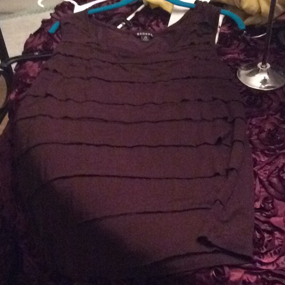 DARK BROWN SLEEVELESS TOPW/LAYERS